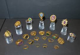 Ancient Roman Rings and Jewellery